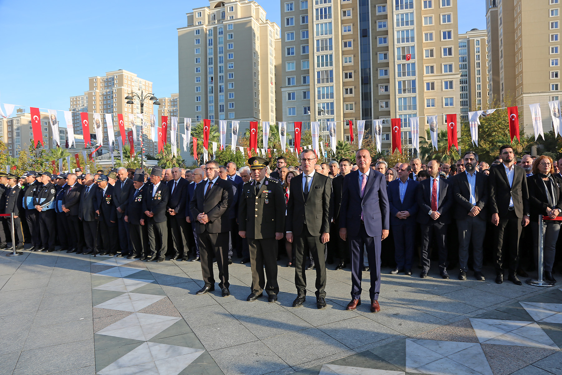 atasehir de 10 kasim ataturk u anma toreni siyasal yasam