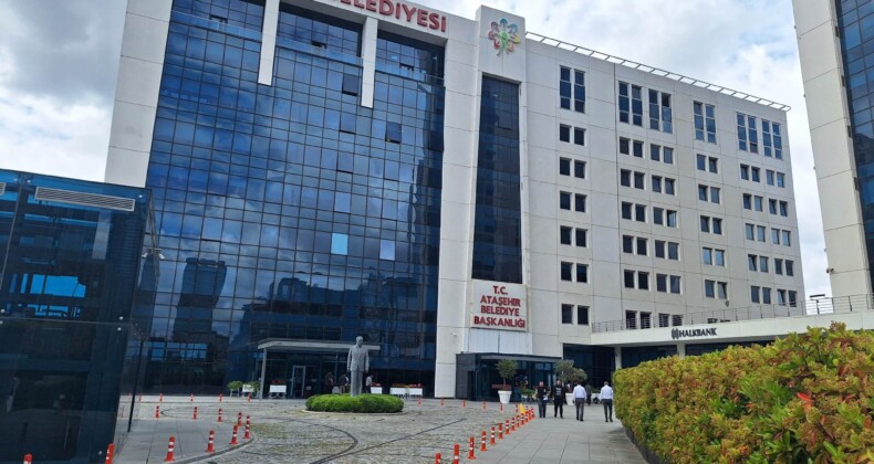 Ataşehir Belediyesi EYT’lilere Kapıyı Gösterdi