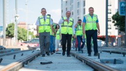 İzmir daha fazla hafif raylı sistem ve metroyla buluşacak