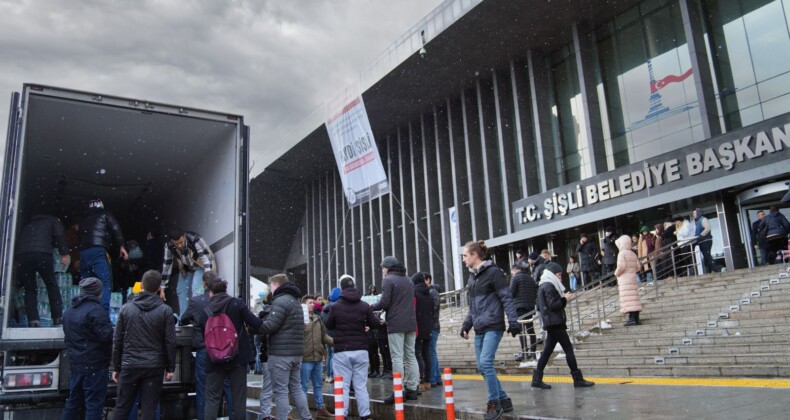 Şişli Deprem Bölgesine Destek Vermek İçin Tek Yürek Oldu