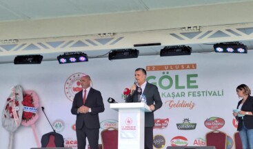 Başkan Bozkurt, Göle Kaşar Festivalinde Konuştu