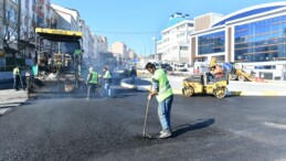 Esenyurt’un Yolları Yenileniyor