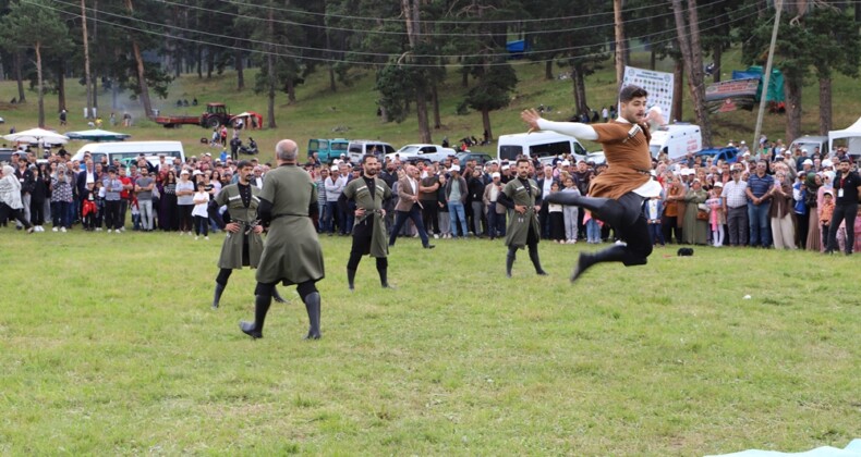  23. Göle Kültür ve Kaşar Festivali Coşkuyla Başladı