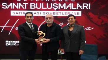 Beylikdüzü Sanat Buluşmaları Ercan Kesal İle Başladı